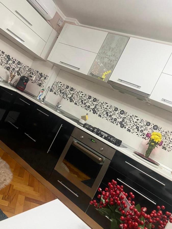 Tribunal Apartament Langa Faleza Dunarii Brăila Екстериор снимка